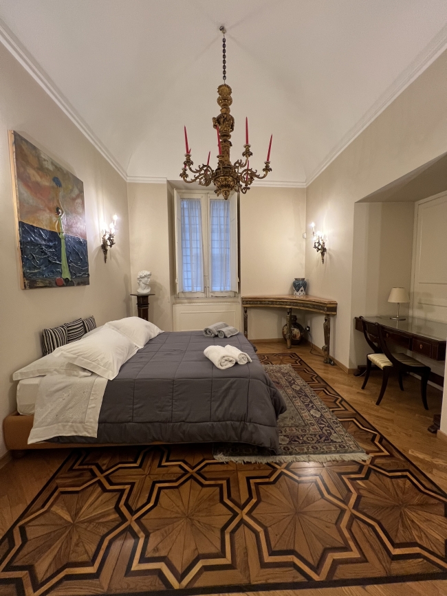 Appartamento per affitti brevi presso la Dimora Storica Palazzo Alliata di Pietrataglia a Palermo