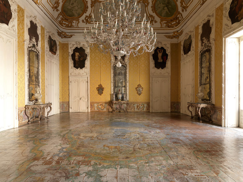 interni della dimora Palazzo Alliata di Pietratagliata, foto di M. Listri